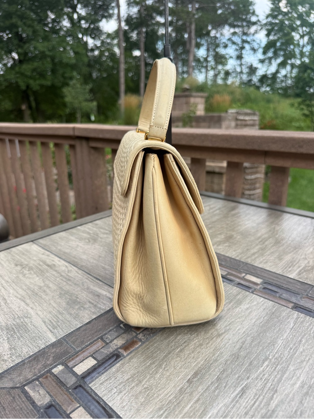 Bally Quilted Cream Top-Handle Satchel with Gold Hardware - Picture 3 of 13